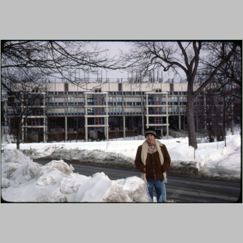 1977-03-03-randyross-wellesleysciencecenter.jpg