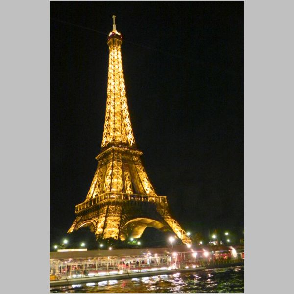 2010-0925-585-EiffelNight.JPG