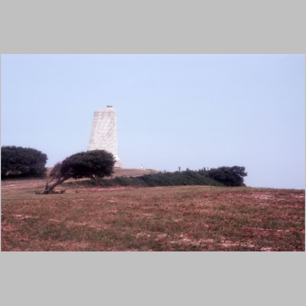 23-011.jpg
