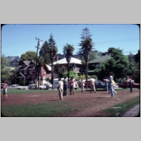 1978-05-1-13-peoplespark-jugglers.jpg