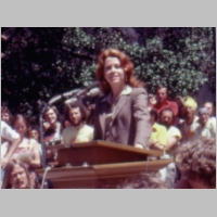 1978-05-2-10-janefonda-sproulplaza-a.jpg