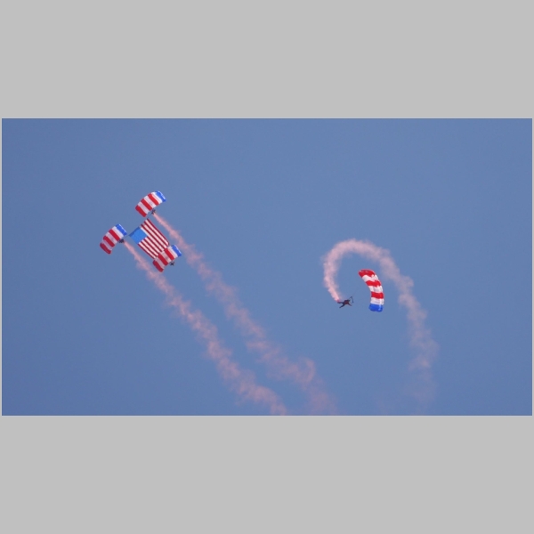 20181110-184-Parachute-651.jpg
